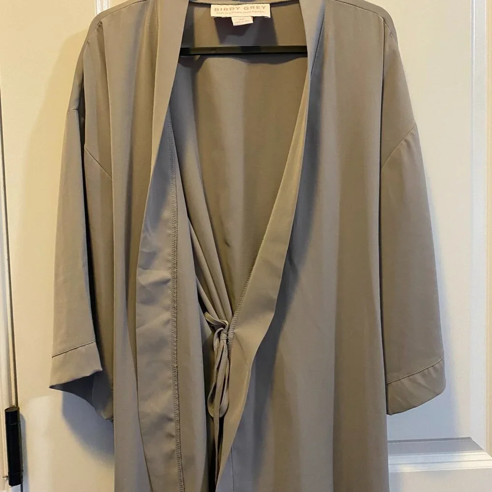 Birdy Grey Robe - Picture 7 of 8
